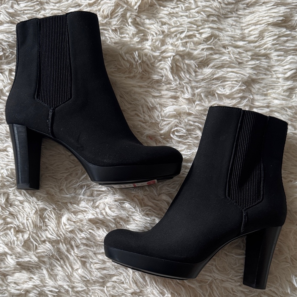 Donald J Pliner high heel boots - Picture 2 of 7